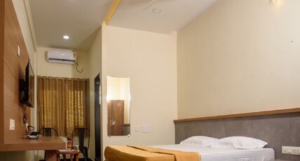 Shree Kumar Residency Room Type - Deluxe AC Twin Bed Room
