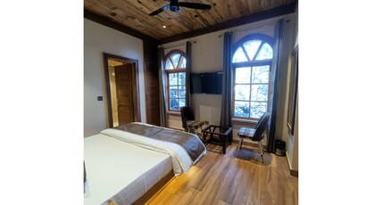 Lacasa De Landour Boutique Stay Room Type - Deluxe Room 