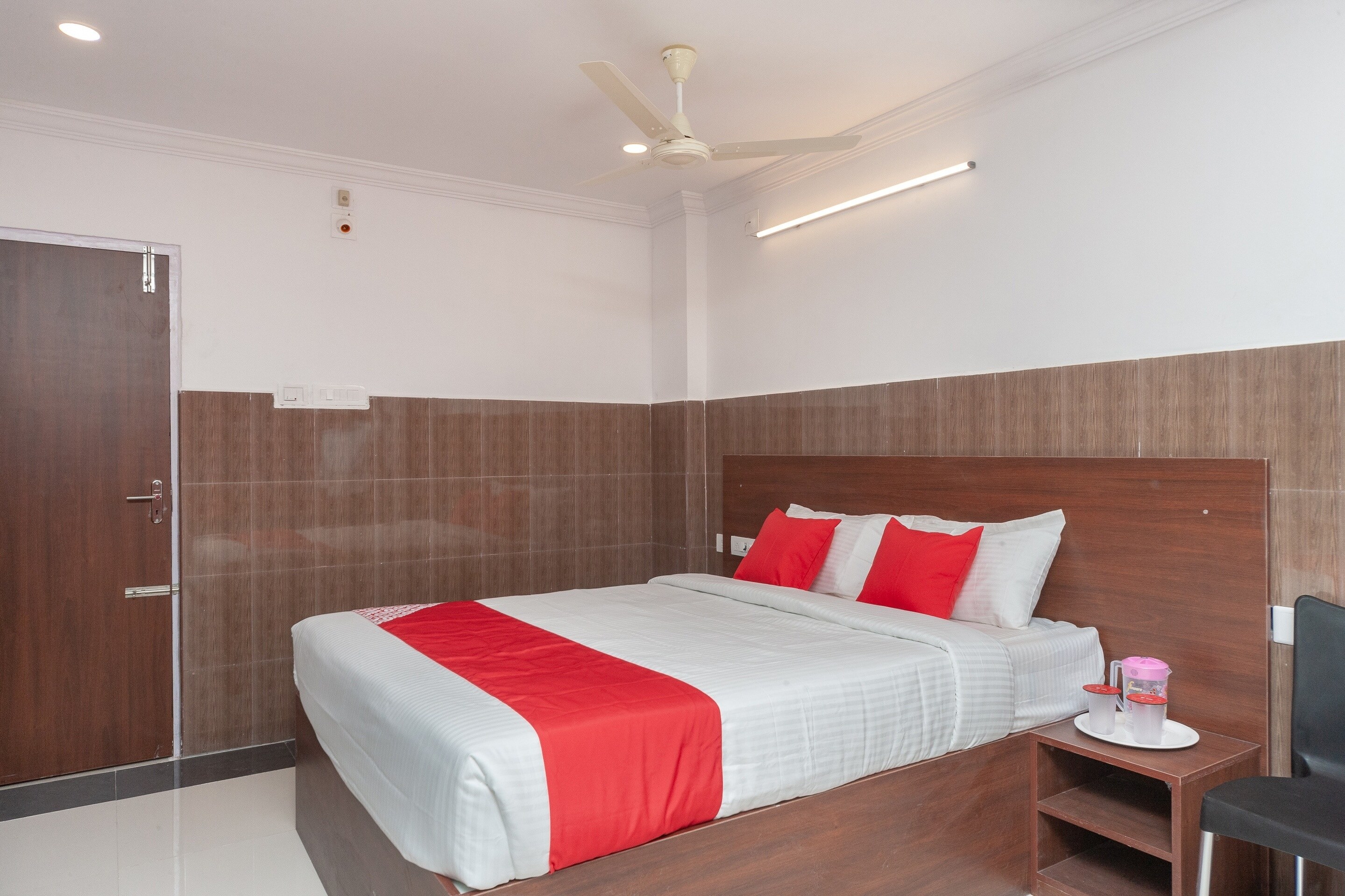 Capital O Srinivasa Residency - Tap to explore photos