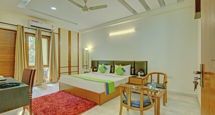 Itsy Hotels Swastika Inn Sector 26 Room Type - Deluxe Room