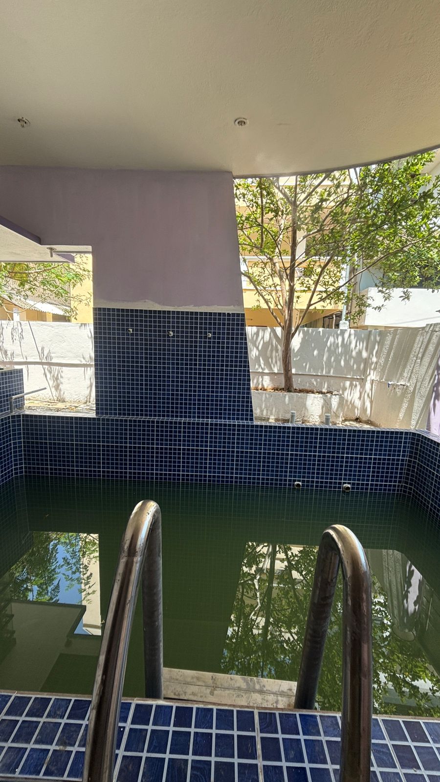 La Villa town ( private villa with pool) - Tap to explore photos