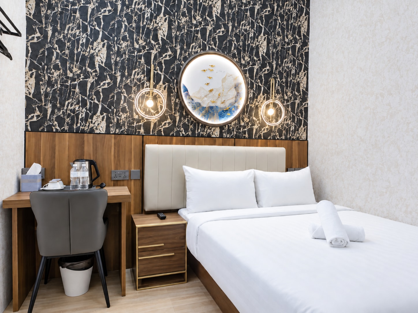 Kam Leng Hotel - Tap to explore photos