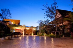 Ploykhumthong Boutique Resort