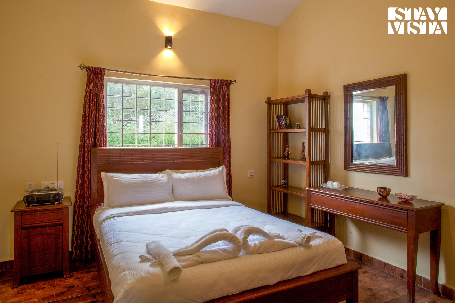 StayVista | 2 BHK Zolas Retreat - Tap to explore photos