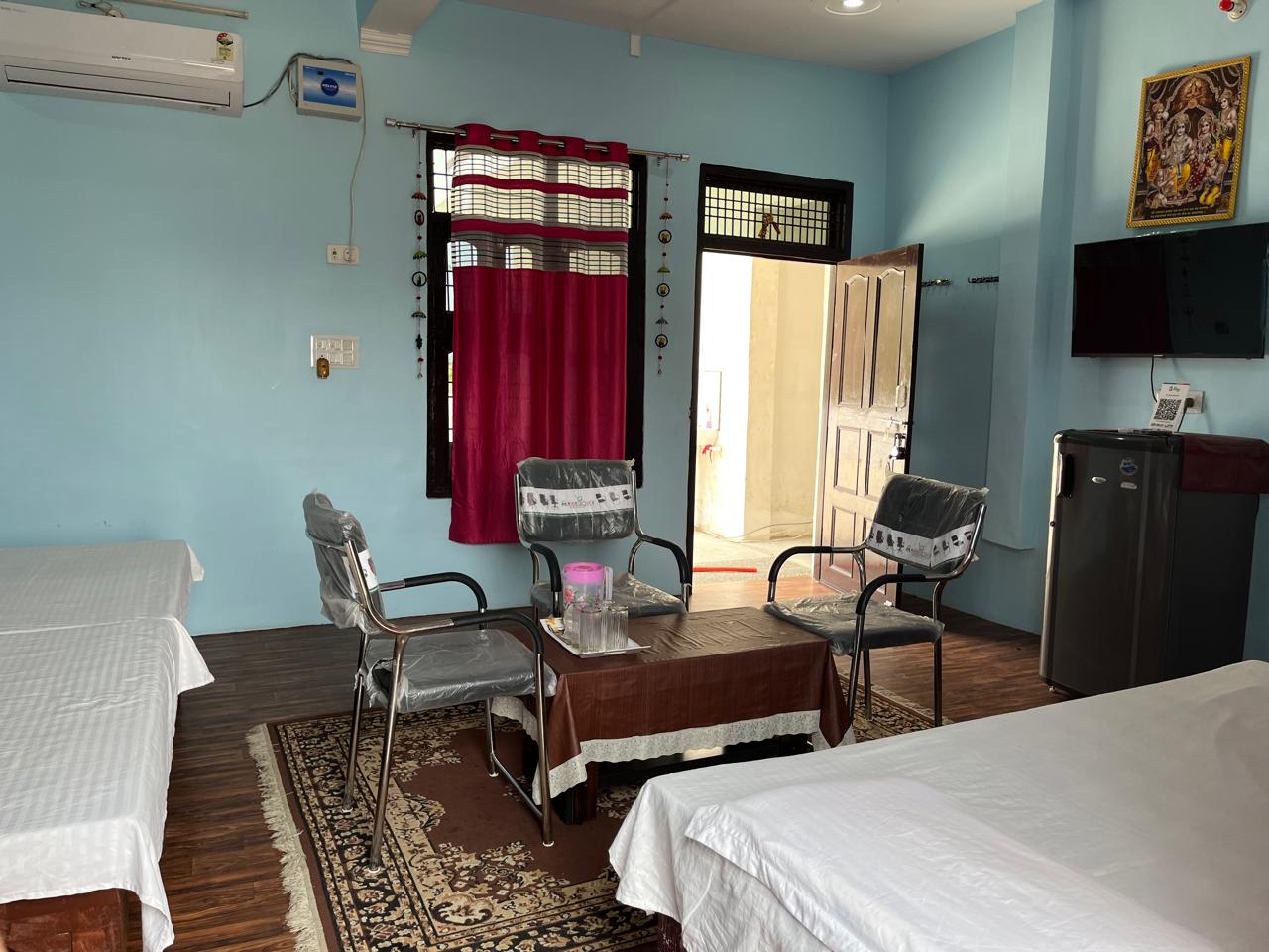 Shri SeetaRam Home Stay - Tap to explore photos