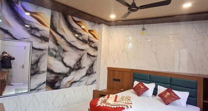 Dev Laxmi Hotel Room Type - Bedroom 102