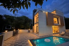 Ocean Vista Retreat