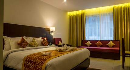 Hotel Udai Median Room Type - Deluxe Room