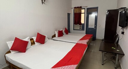 Hotel Simran Room Type - Family Room simple 2D,bed