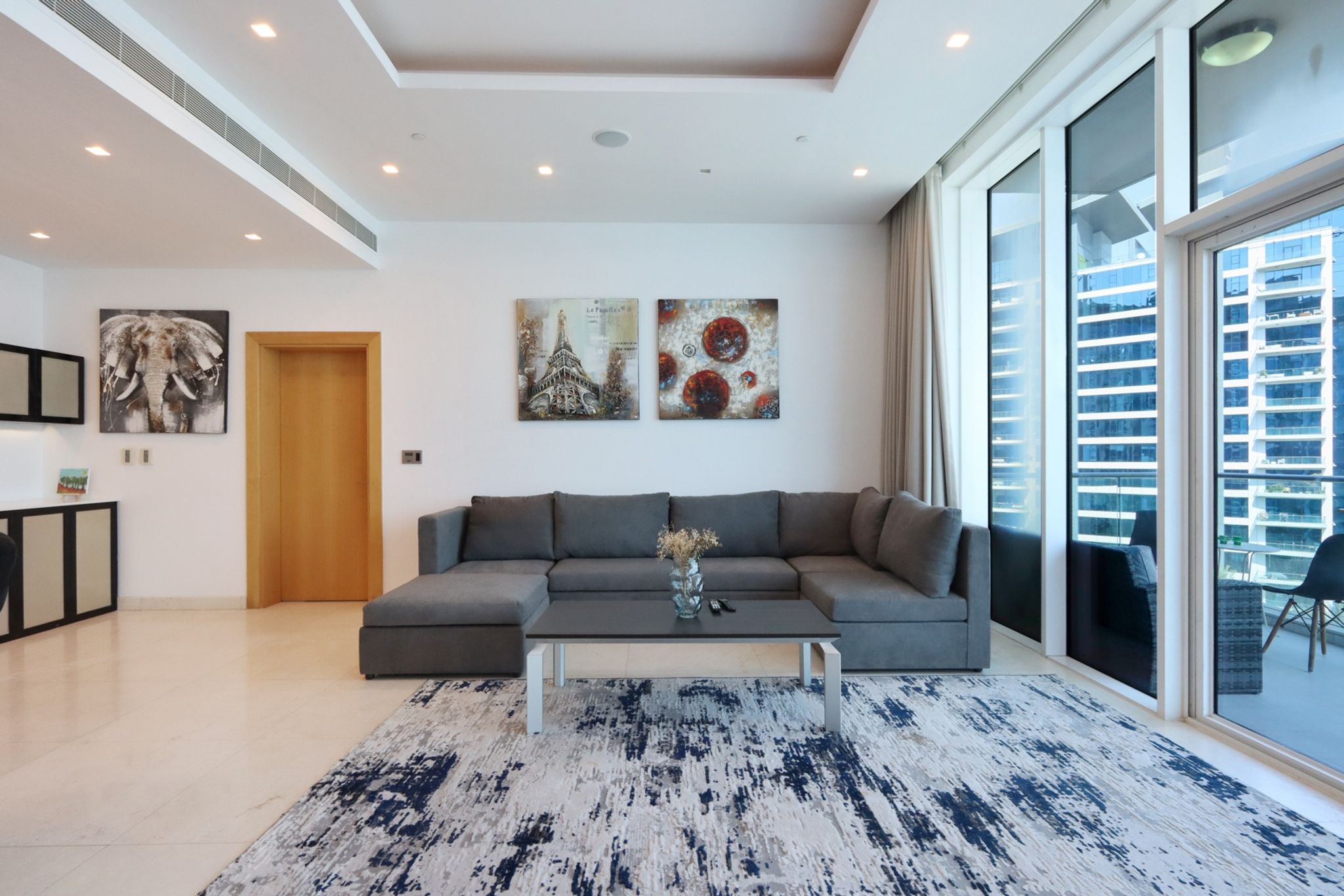 ELIVAAS Curated Oceanic - 1BR - Sea View & Beach Access - Tap to explore photos