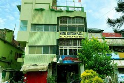 Hotel Santosh Plaza