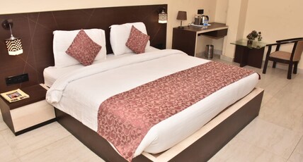 Hotel Mint Inn Room Type - Deluxe Room