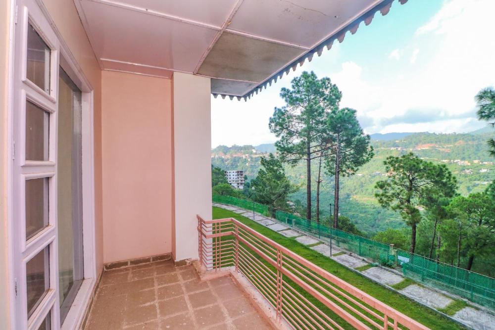 Kasauli Hotel Puri - Tap to explore photos