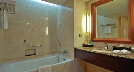 Kuta Paradiso Hotel Room Type - Family Room