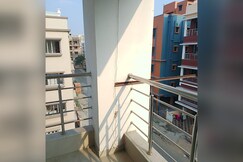 Entire 3bhk Apartment in Newtown