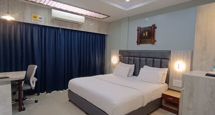Hotel Lee Garden (5 min walk from Blue Flag beach) Room Type - Deluxe Double Bed Room