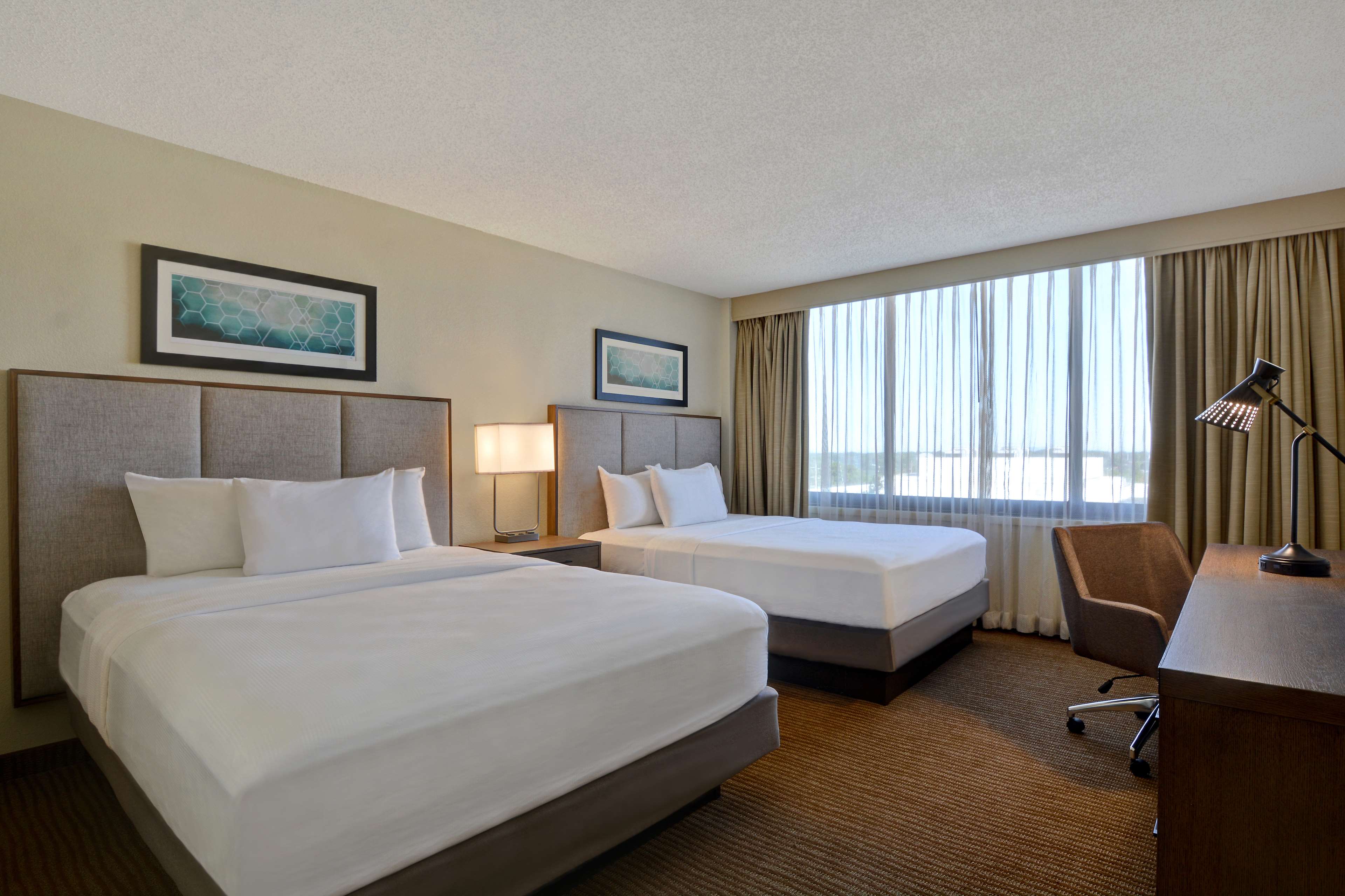 Embassy Suites Winston-Salem - Tap to explore photos