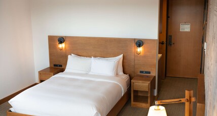 The Lismore Hotel Eau Claire - a DoubleTree by Hilton Hotel Room Type - 1 QUEEN CORNER RM