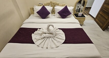 Perfectstayz Premium @ Harkipauri Road Room Type - Standard room