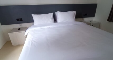 Hotel O Bumi Tenang Homestay Room Type - Indonesia Deluxe Double