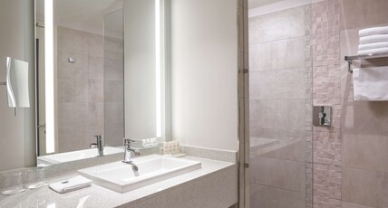 Radisson Blu Hotel Nairobi Upper Hill Room Type - Superior Room