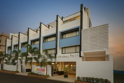 Ginger Goa, Dona Paula