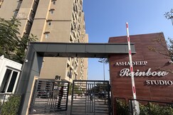 Modern well maintained apartment and clean