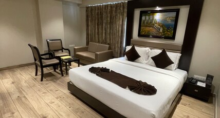 Hotel Virgo Sumeru Room Type - Suite Room (With Bathtub)