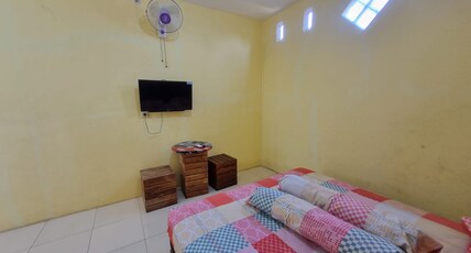 Hotel O New Asembagus 2 Room Type - Indonesia Suite Family