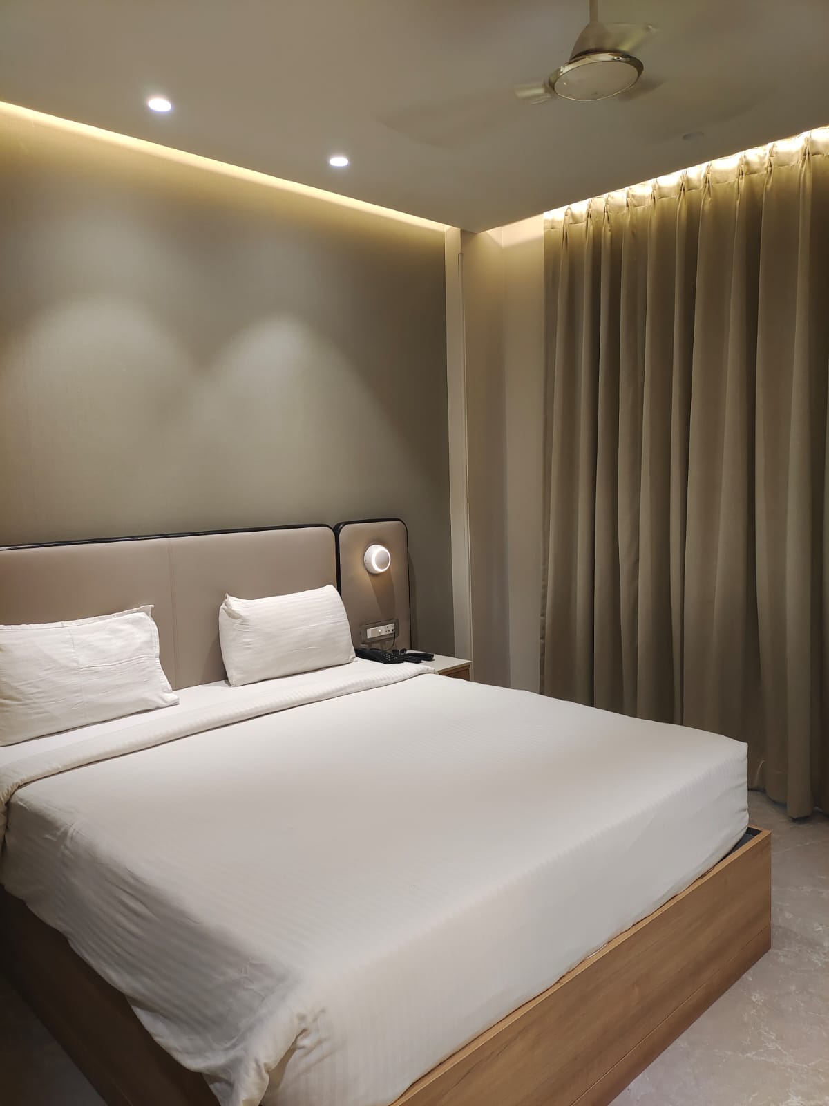 Wingston A TreeHouse Hotel, Mathura - Tap to explore photos