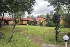 The Paradise Retreat