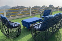 Skyvaana Homestay & Cafe , Dawaipani