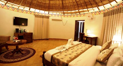 Bhavya Resort - Luxury Boutique Desert Camp Room Type - British Villa