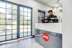 Hotel O Jo Jo