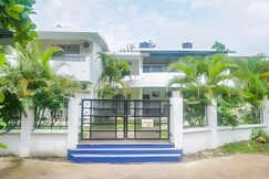 Hill Farmstay and Suites