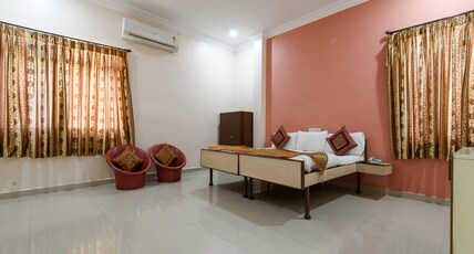 Hotel Gomatgiri Room Type - Executive Non AC Room