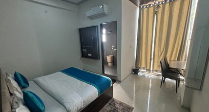 Hotel Hanuman Palace (Free Gated Parking & 10 Minutes from Temple) Room Type - Super Deluxe Room