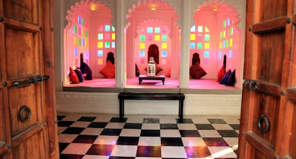 Madri Haveli Room Type - Suite Room:Complimentary pick-up from Chandpole Parking,prior intimation required. Madri Haveli Room Type - Suite Room:Complimentary pick-up from Chandpole Parking,prior intimation required.