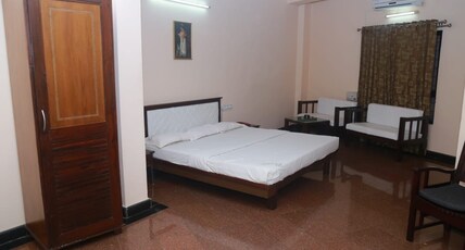 Soorya Continental Room Type - EXECUTIVE AC ROOM