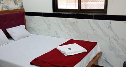 Hotel Star Hill , Mumbai Room Type - deluxe room