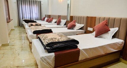 Darshan Residency | Walkable to Kashi Vishwanath Temple Room Type - Family suite room family