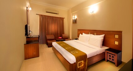 PLAZA INN Room Type - Executive Room