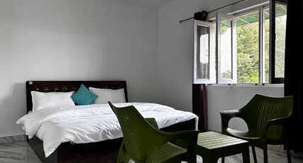 Kings Villa 77 Room Type - Deluxe Double Room with Terrace