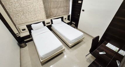 BMG Residence Room Type - Twin bedded Room