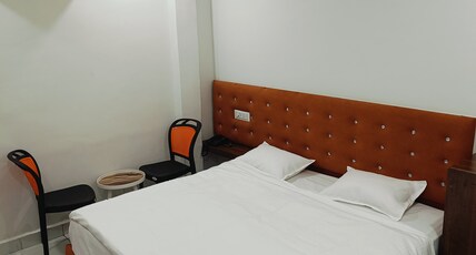 Hotel Shree Kedar Palace Room Type - Deluxe Room