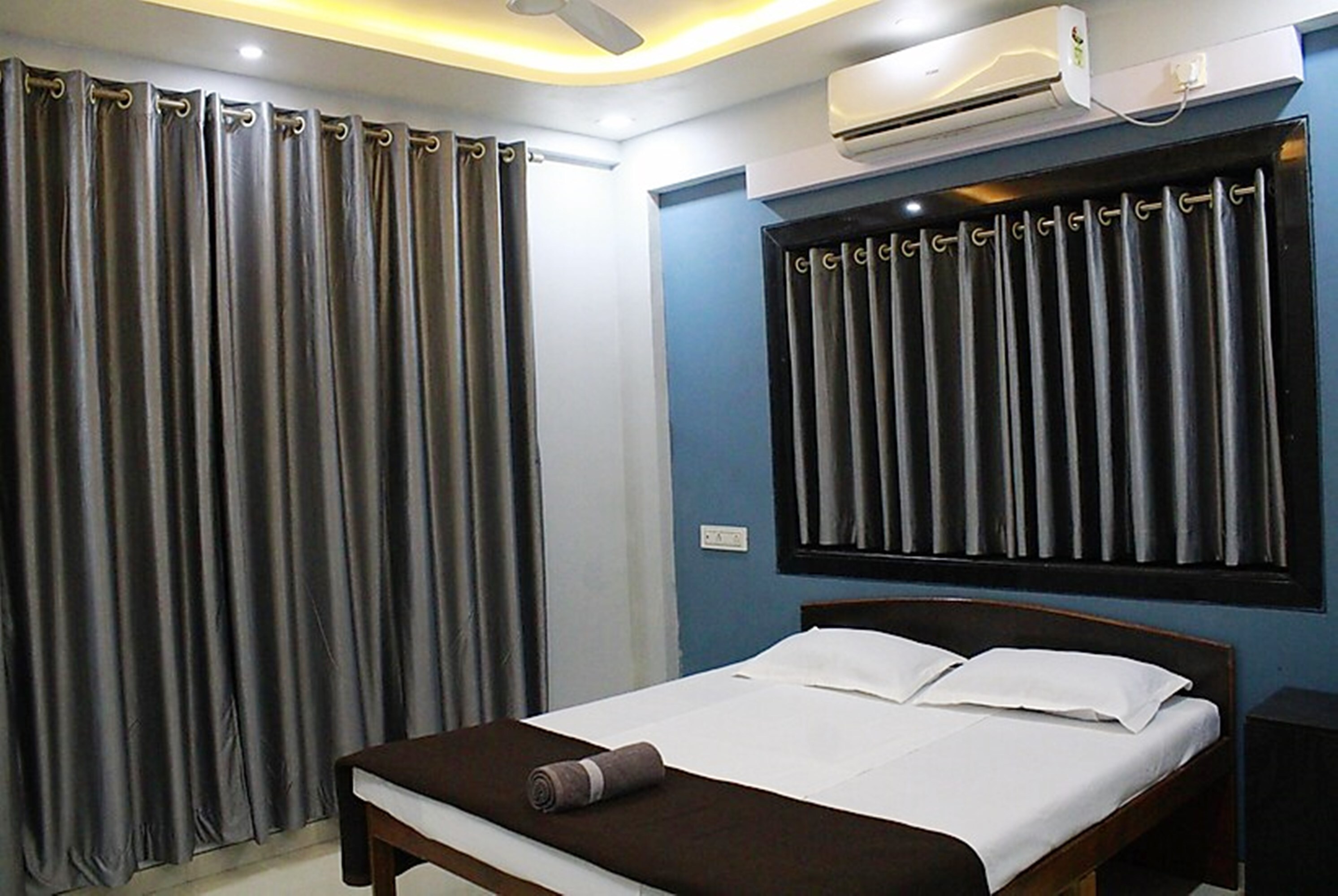 Sukhakarta Holiday Home Alibaug - Tap to explore photos