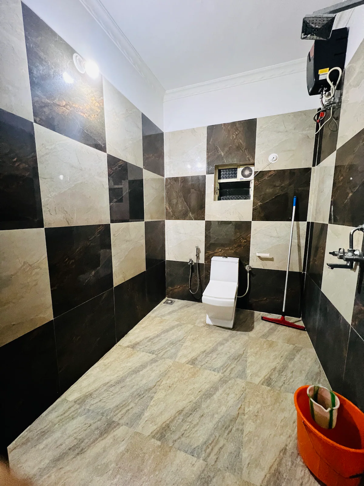 Spacious Studio Apartrment in Goa|4 min from beach - Tap to explore photos