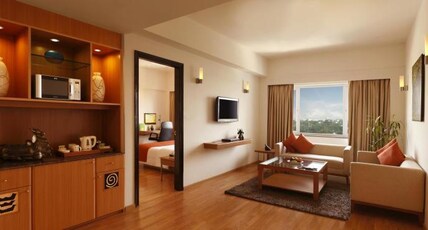 Lemon Tree Hotel Chennai Room Type - Deluxe Suite