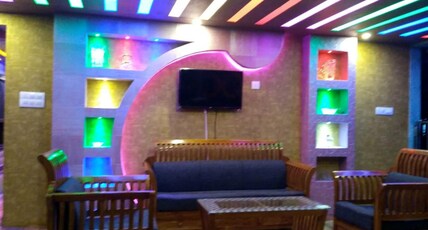 Upper Deck Houseboats Room Type - 9 Bedroom Private Deluxe Houseboat Ac time 8 PM to 6 AM Upper Deck Houseboats Room Type - 9 Bedroom Private Deluxe Houseboat Ac time 8 PM to 6 AM