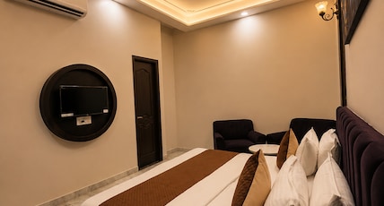Regal Retreat Room Type - Super Deluxe Room Regal Retreat Room Type - Super Deluxe Room